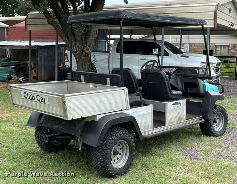 image for item DT6700 2005 Club Car Carryall 472 golf cart