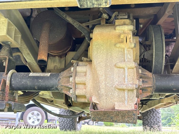 image for item DT6700 2005 Club Car Carryall 472 golf cart