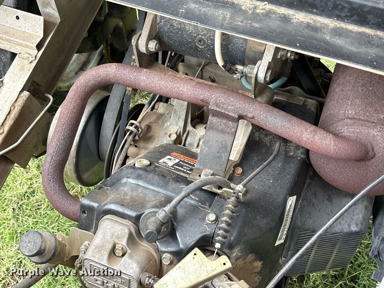 image for item DT6700 2005 Club Car Carryall 472 golf cart