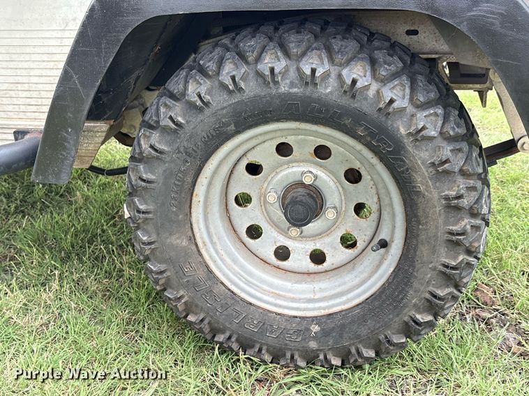 image for item DT6700 2005 Club Car Carryall 472 golf cart