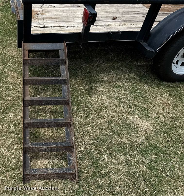 image for item DT6705 2012 Top Hat MP18X7-7E-C utility trailer