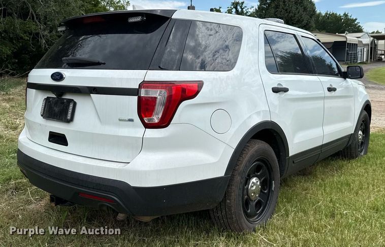 image for item DT6706 2016 Ford Explorer Police Interceptor SUV