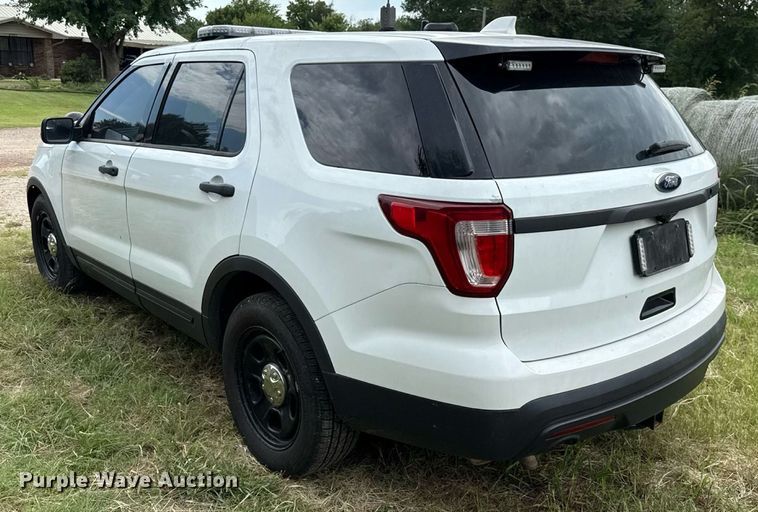 image for item DT6706 2016 Ford Explorer Police Interceptor SUV