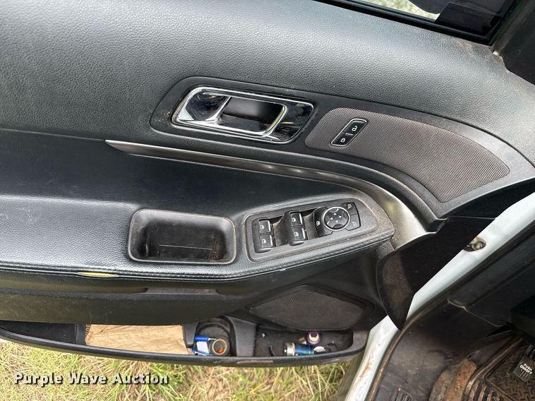 image for item DT6706 2016 Ford Explorer Police Interceptor SUV