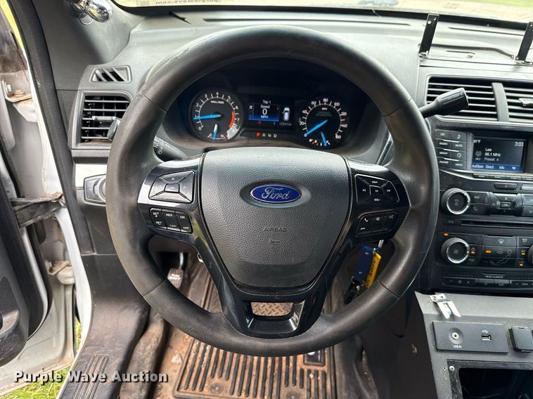image for item DT6706 2016 Ford Explorer Police Interceptor SUV