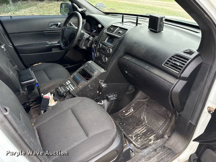 image for item DT6706 2016 Ford Explorer Police Interceptor SUV