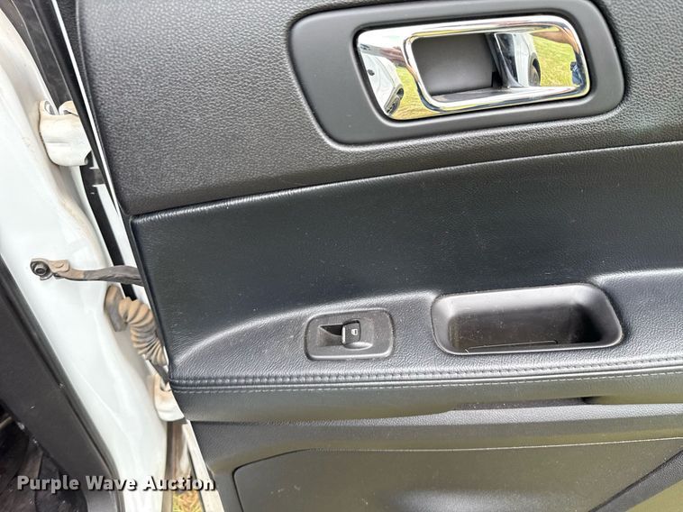 image for item DT6706 2016 Ford Explorer Police Interceptor SUV