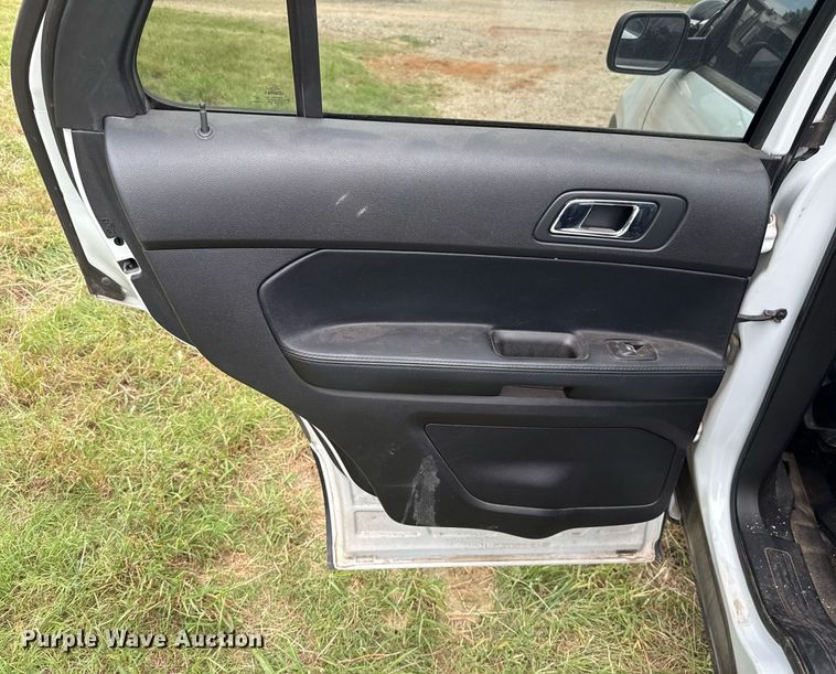 image for item DT6706 2016 Ford Explorer Police Interceptor SUV