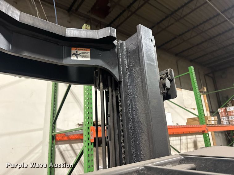 image for item DU7944 2018 Crown SP3520-30 order picker