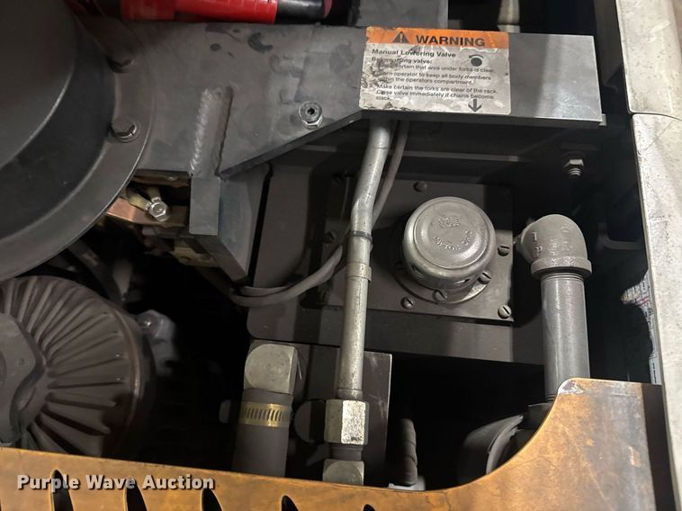 image for item DU7944 2018 Crown SP3520-30 order picker