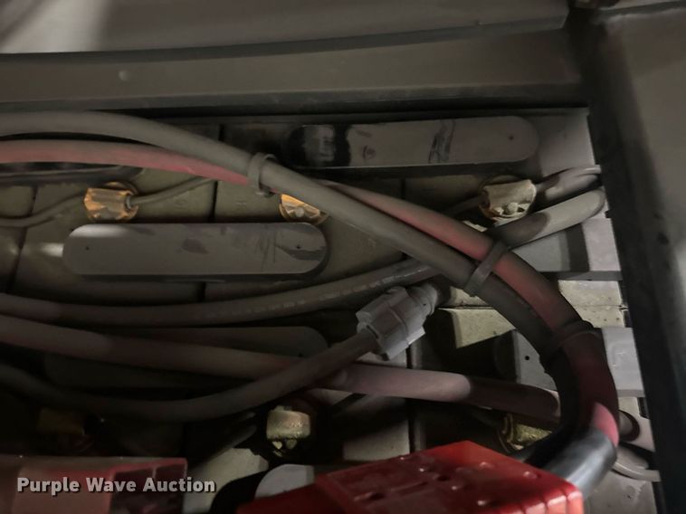 image for item DU7944 2018 Crown SP3520-30 order picker