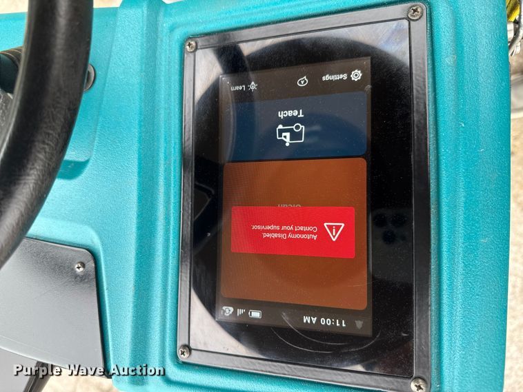 image for item DU9041 2019 Tennant T7AMR floor scrubber