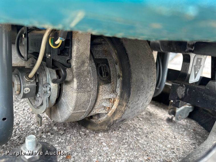 image for item DU9041 2019 Tennant T7AMR floor scrubber