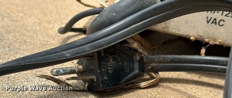 image for item DU9041 2019 Tennant T7AMR floor scrubber