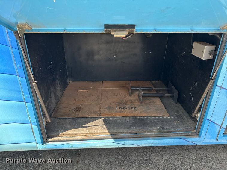 image for item DU9358 2003 Spartan Motors  mobile dentist clinic bus