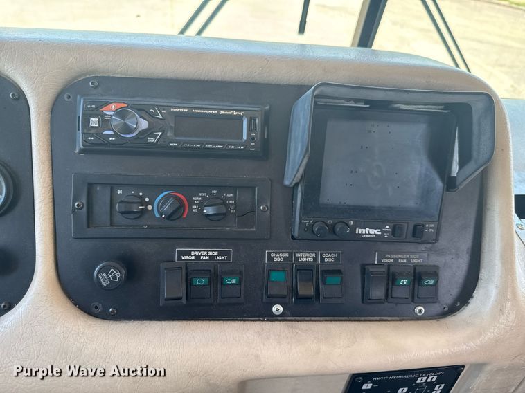 image for item DU9358 2003 Spartan Motors  mobile dentist clinic bus