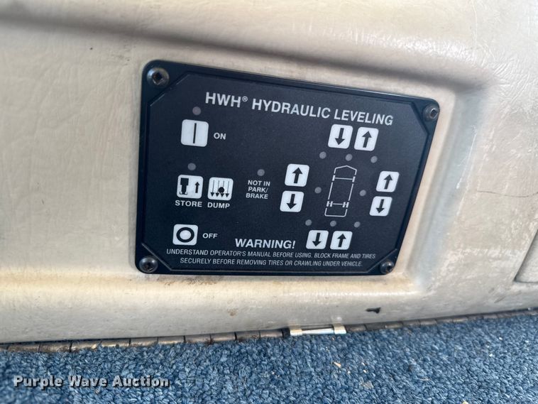 image for item DU9358 2003 Spartan Motors  mobile dentist clinic bus