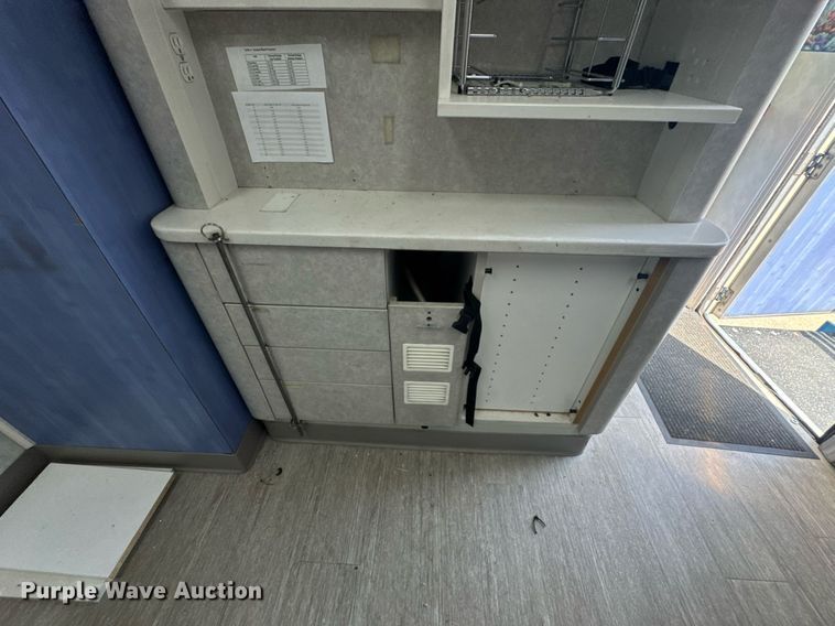 image for item DU9358 2003 Spartan Motors  mobile dentist clinic bus