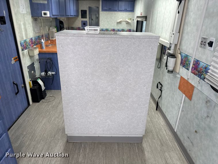 image for item DU9358 2003 Spartan Motors  mobile dentist clinic bus