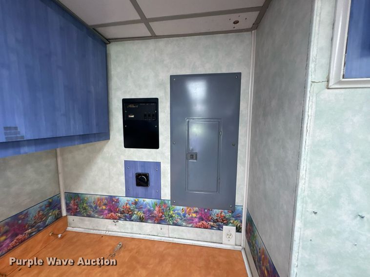 image for item DU9358 2003 Spartan Motors  mobile dentist clinic bus