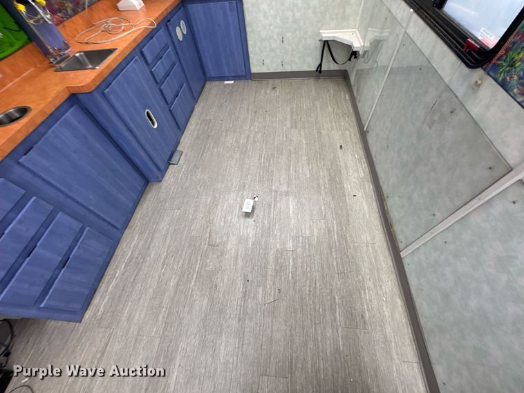 image for item DU9358 2003 Spartan Motors  mobile dentist clinic bus