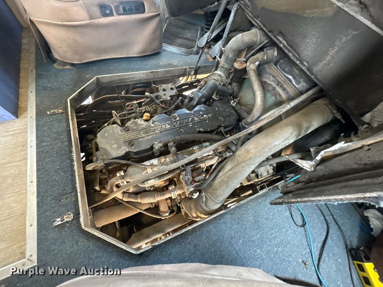 image for item DU9358 2003 Spartan Motors  mobile dentist clinic bus