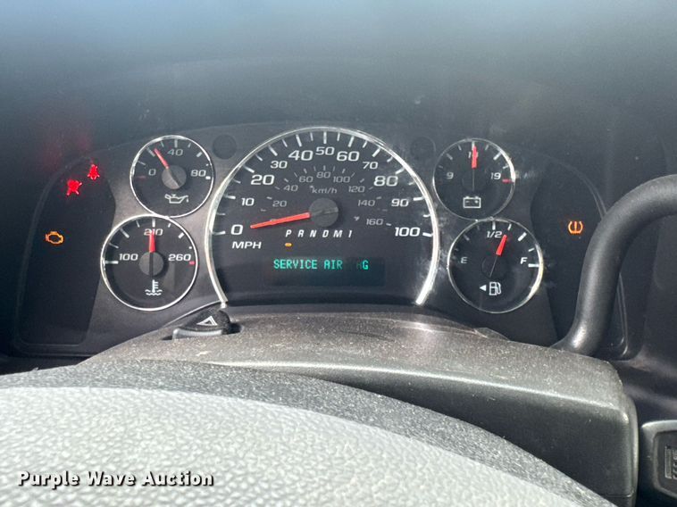 image for item DU9359 2019 Chevrolet Express 2500 van