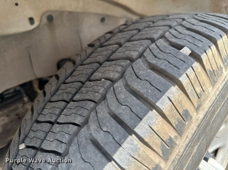 image for item DU9359 2019 Chevrolet Express 2500 van