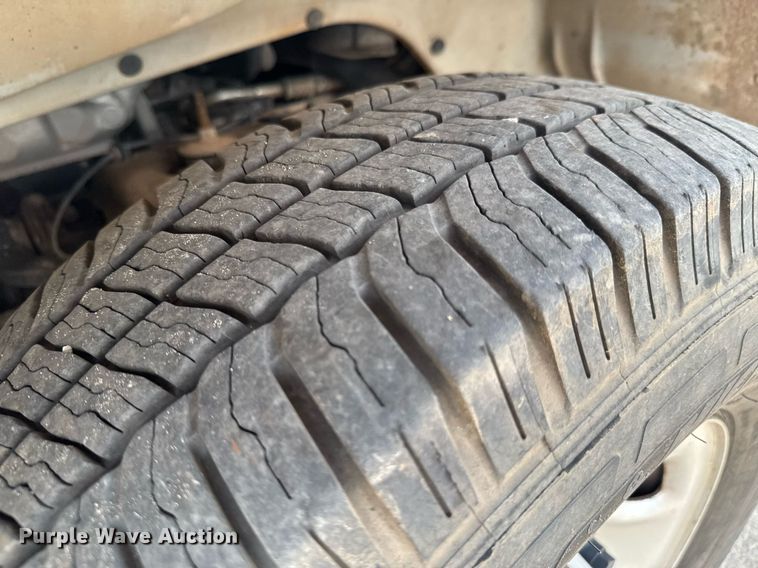 image for item DU9359 2019 Chevrolet Express 2500 van