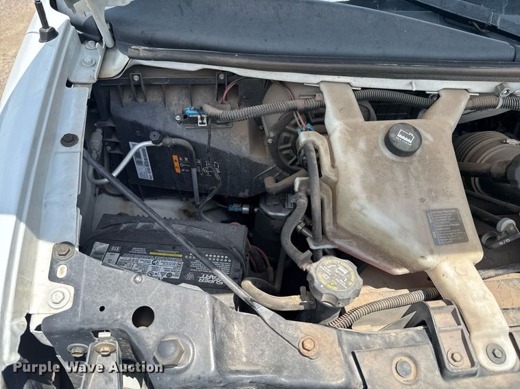 image for item DU9360 2019 Chevrolet Express 2500 van