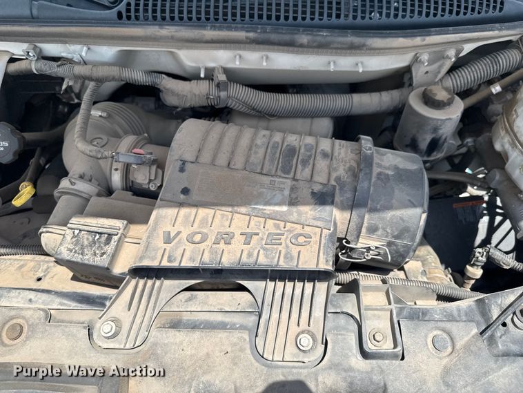 image for item DU9360 2019 Chevrolet Express 2500 van