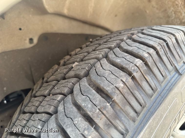 image for item DU9360 2019 Chevrolet Express 2500 van