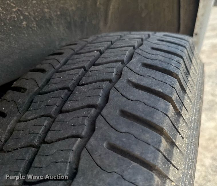 image for item DU9360 2019 Chevrolet Express 2500 van