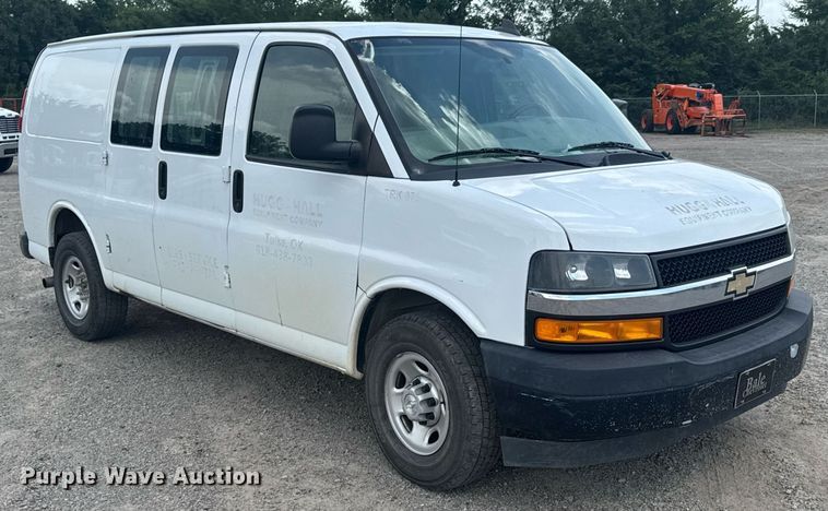 image for item DU9361 2019 Chevrolet Express 2500 van
