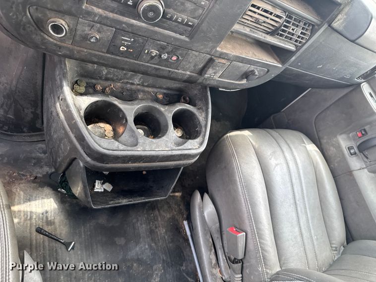 image for item DU9361 2019 Chevrolet Express 2500 van