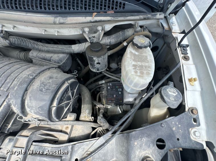 image for item DU9361 2019 Chevrolet Express 2500 van