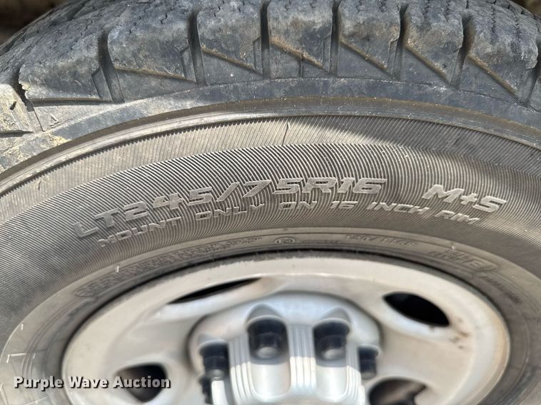 image for item DU9361 2019 Chevrolet Express 2500 van