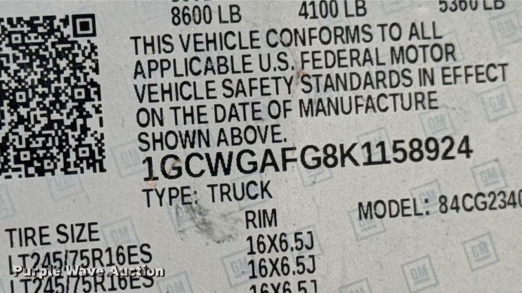 image for item DU9361 2019 Chevrolet Express 2500 van