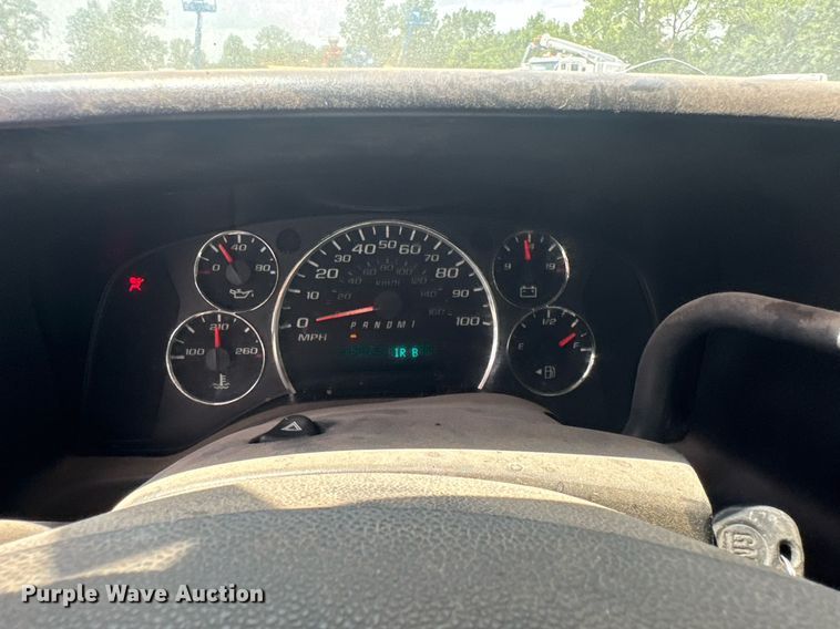 image for item DU9363 2014 Chevrolet Express 3500 van