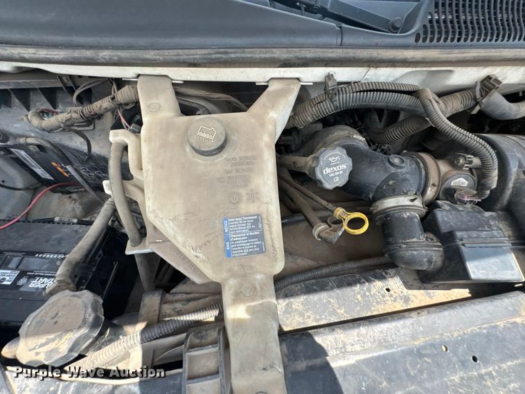 image for item DU9363 2014 Chevrolet Express 3500 van