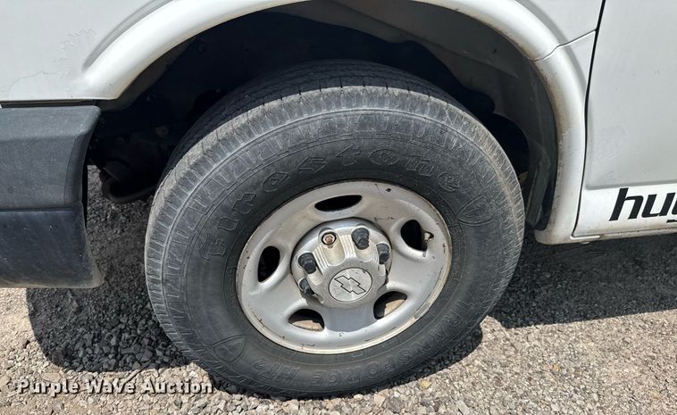 image for item DU9363 2014 Chevrolet Express 3500 van