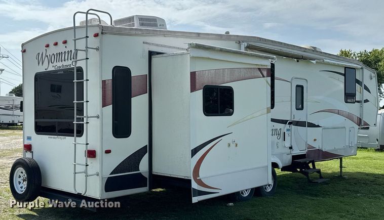 image for item DU9367 2008 Coachmen Wyoming camper