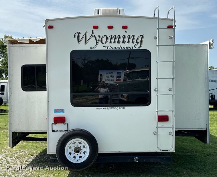 image for item DU9367 2008 Coachmen Wyoming camper