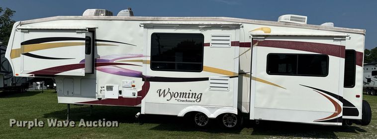 image for item DU9367 2008 Coachmen Wyoming camper