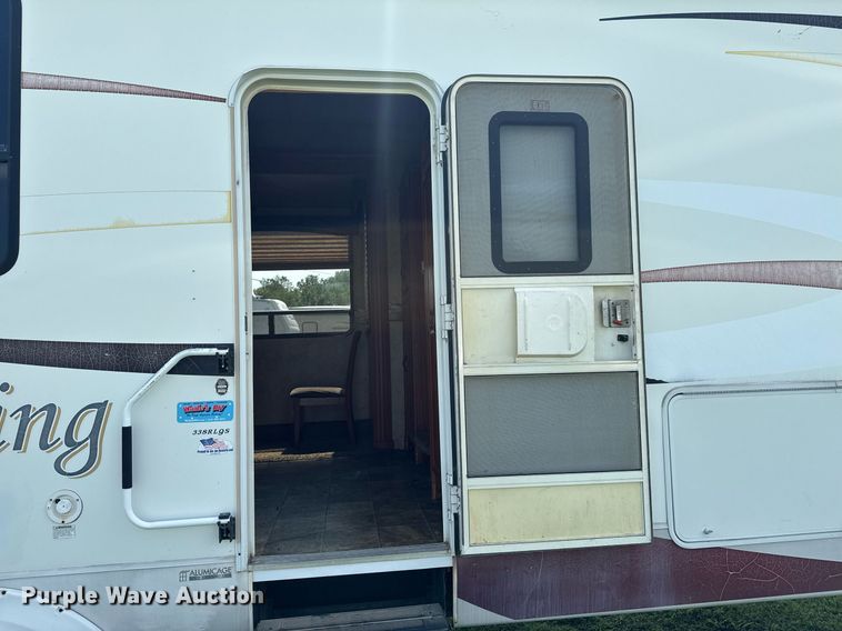 image for item DU9367 2008 Coachmen Wyoming camper