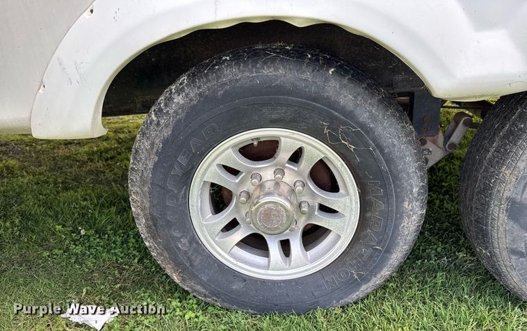 image for item DU9367 2008 Coachmen Wyoming camper