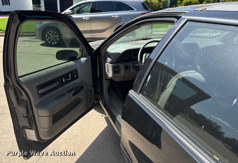 image for item DU9392 1993 Chevrolet Caprice 