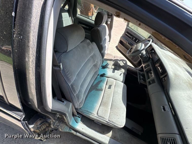 image for item DU9392 1993 Chevrolet Caprice 