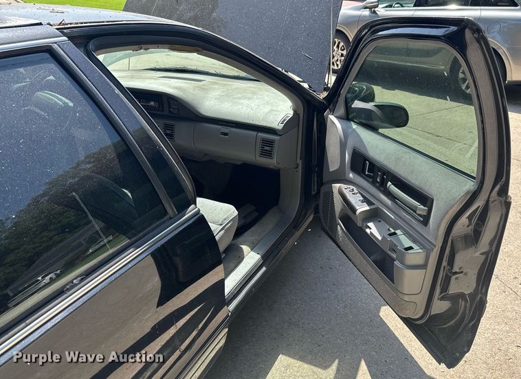 image for item DU9392 1993 Chevrolet Caprice 