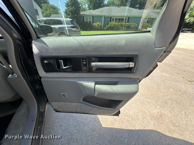 image for item DU9392 1993 Chevrolet Caprice 